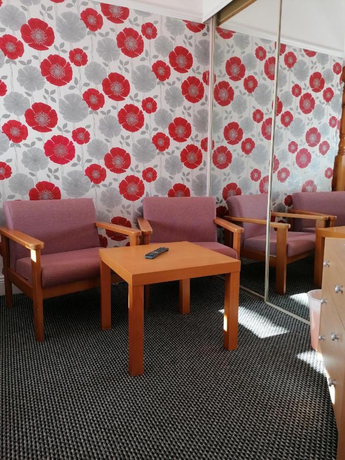 Karmary Guest House Сент-Остел Экстерьер фото