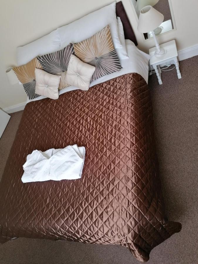 Karmary Guest House Сент-Остел Экстерьер фото